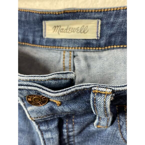 Madewell Curvy Roadtripper Jeans Size 26  Style MB685 Skinny Jeans Stretchy - Picture 4 of 8